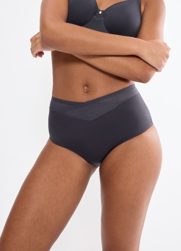 Majtki Triumph True Shape Sensation T Maxi fiolet