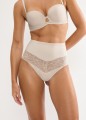 Stringi Triumph COMFORT CONTOUR highwaist beż