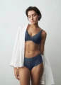 Biustonosz Triumph Body Make-Up Illusion Lace WP 7873